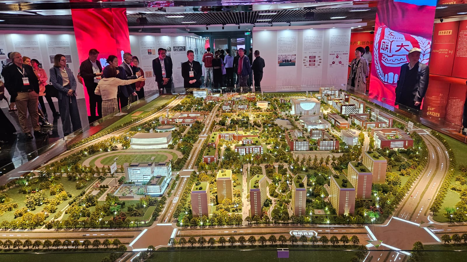 Missão Técnica Internacional: Visitas à Renmin University e CUMT